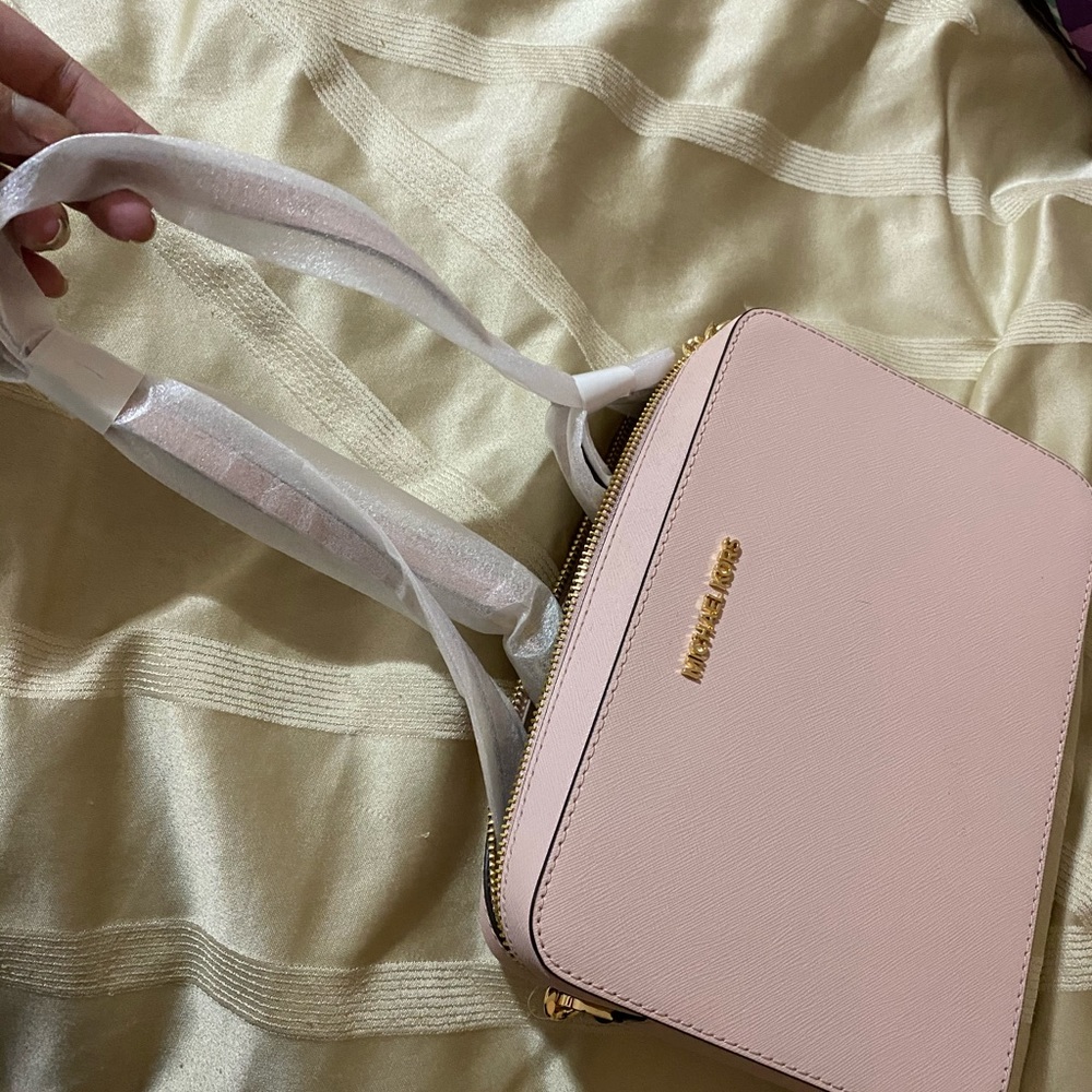 Michael Kors Set! - Picture 3 of 6